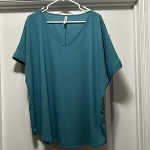 Zenana 1x teal, v neck blouse